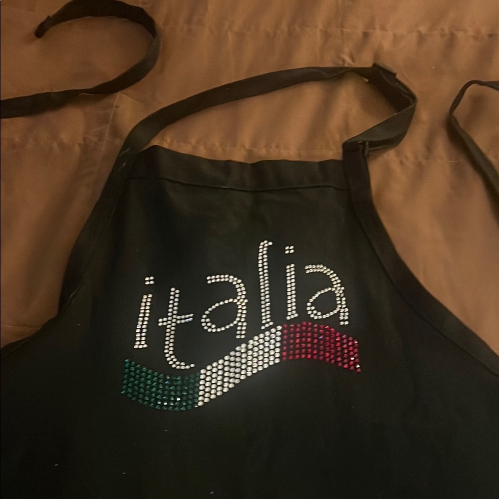 Italia Black Apron